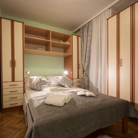 Apartment Pax Spalato Esterno foto