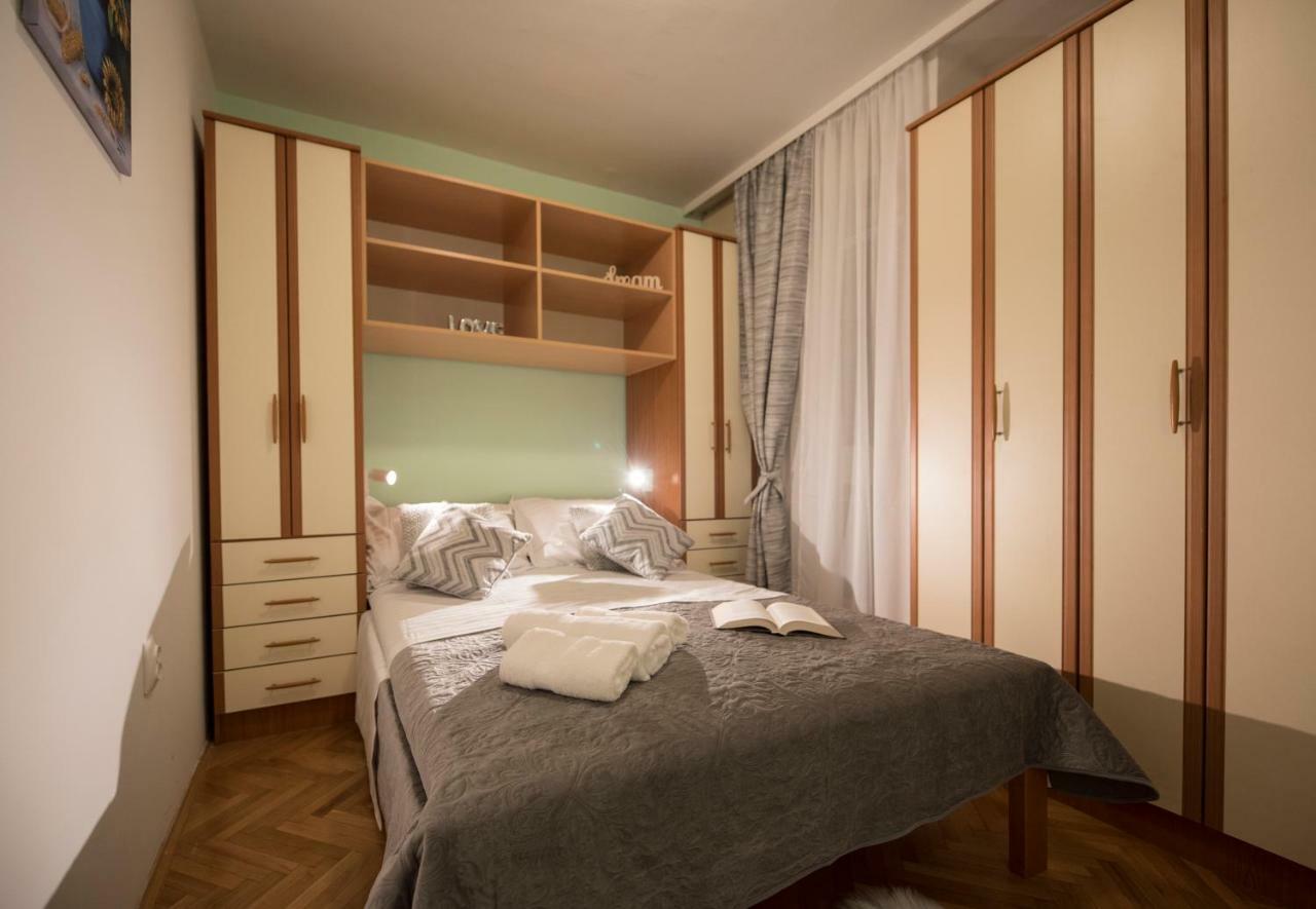 Apartment Pax Spalato Esterno foto